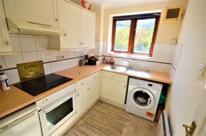 Kitchen- click for photo gallery